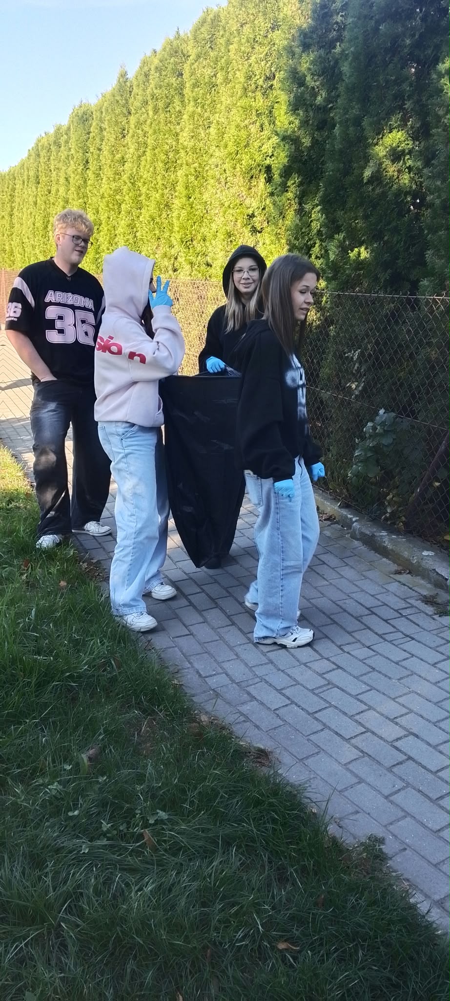 7